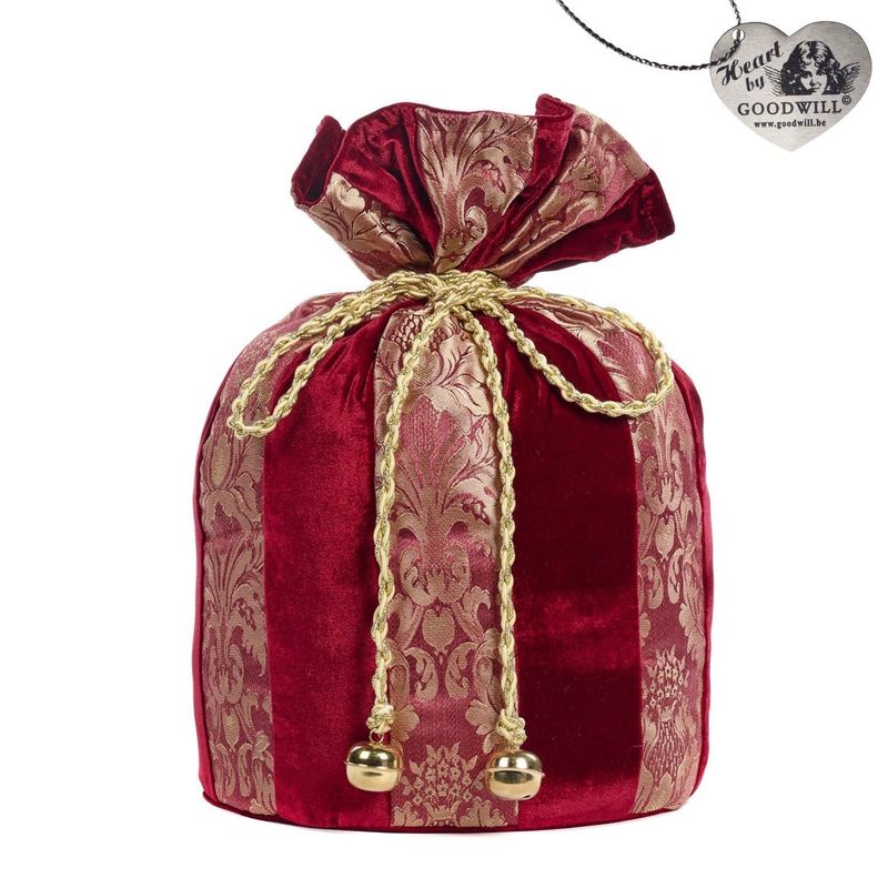 Sac du Père Noël, Goodwill