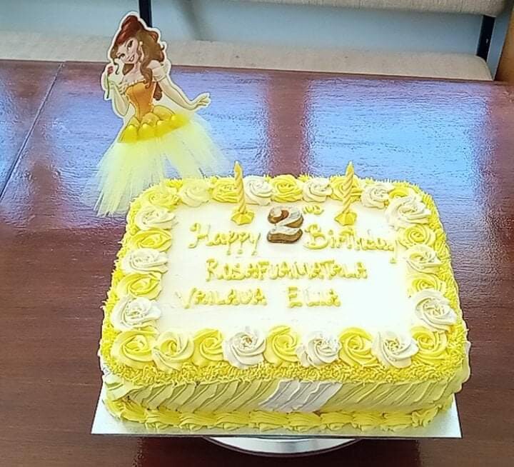 1/4 Sheet Birthday Cake(Medium)
9&quot;x 12&quot; x 2&quot;