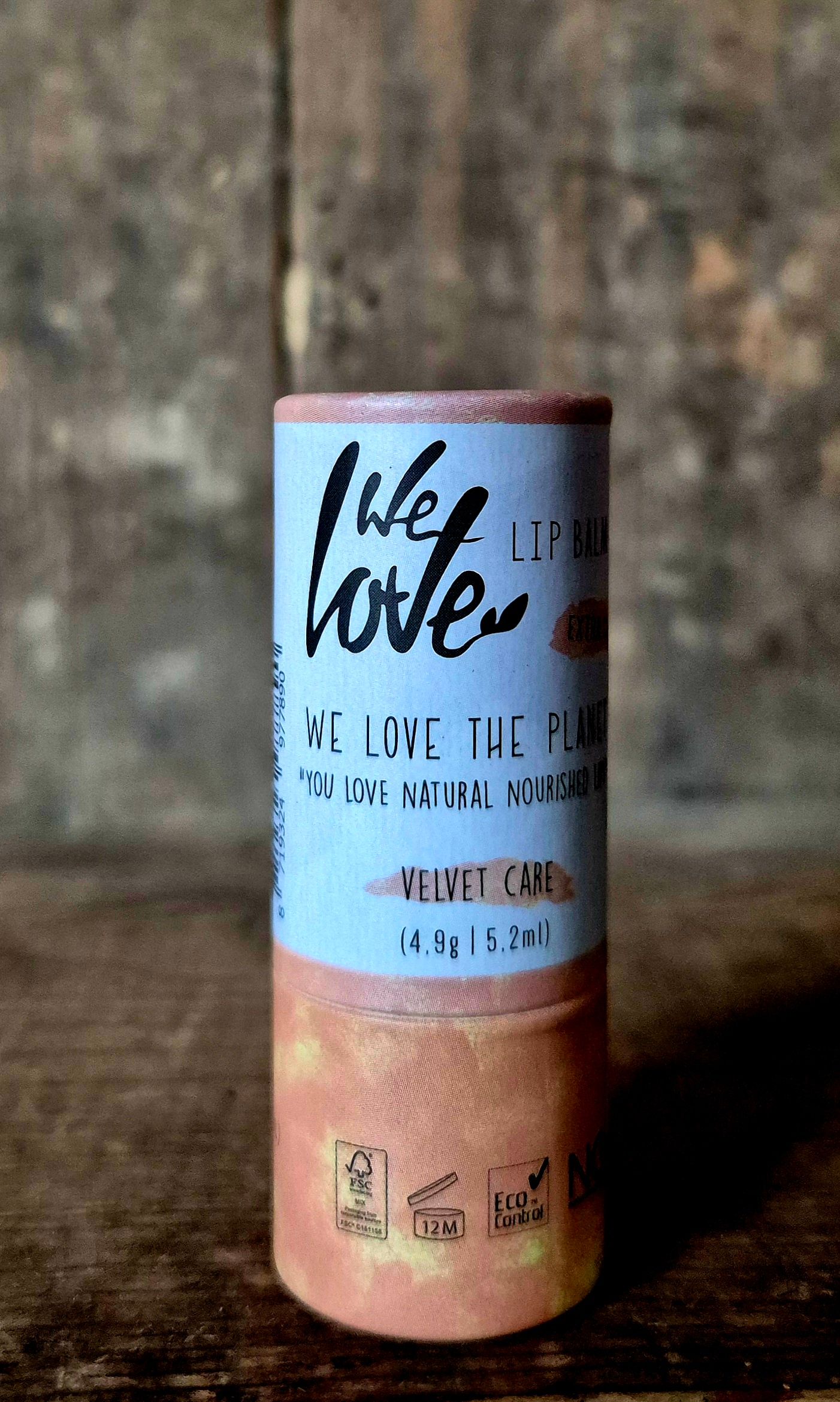 Natuurlijke lipbalm We love the planet