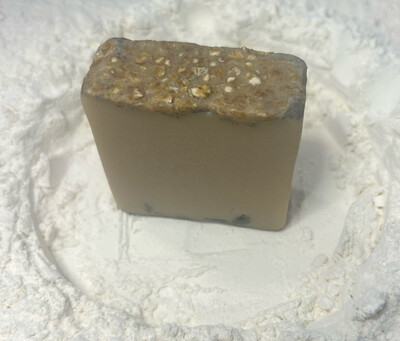 Bentonite Clay Colodial Oats Cleansing Bar