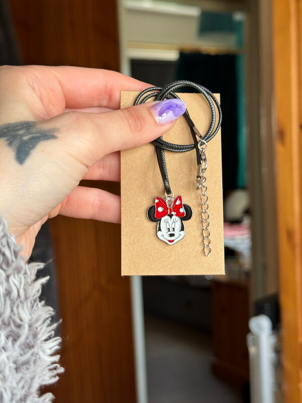 Minnie Cord Necklace!