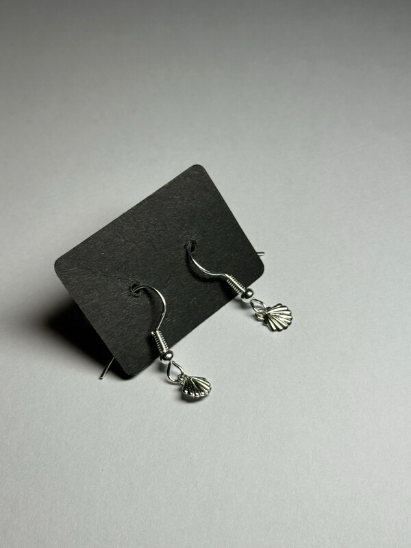 Dainty Shells 🐚 SILVER