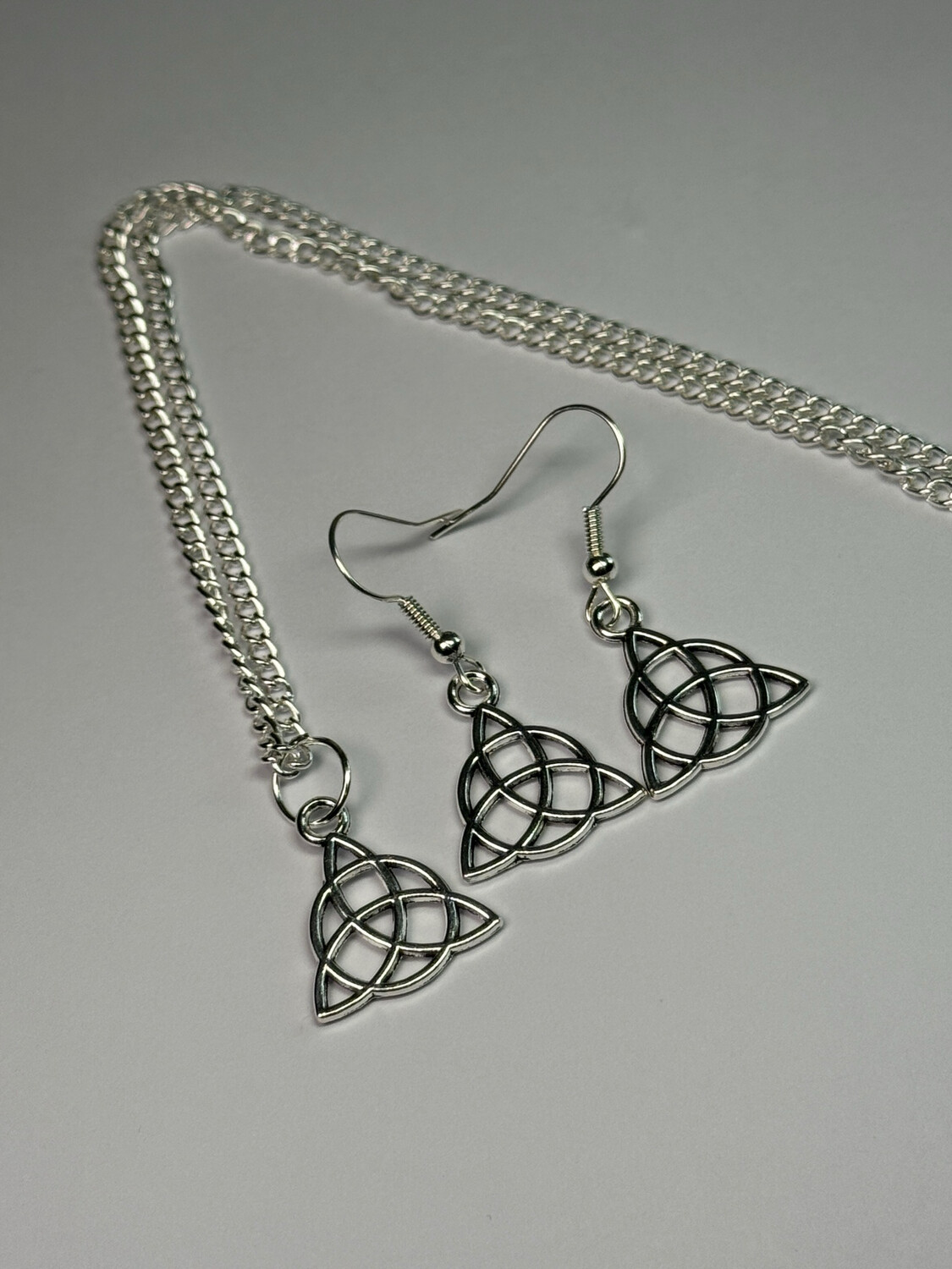 Celtic Knot Set 🖤