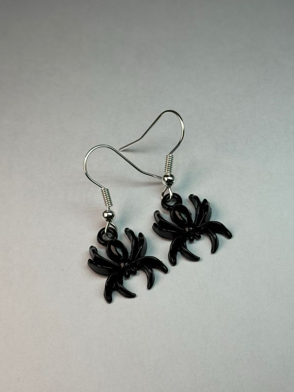 Black Spiders 🕷️
