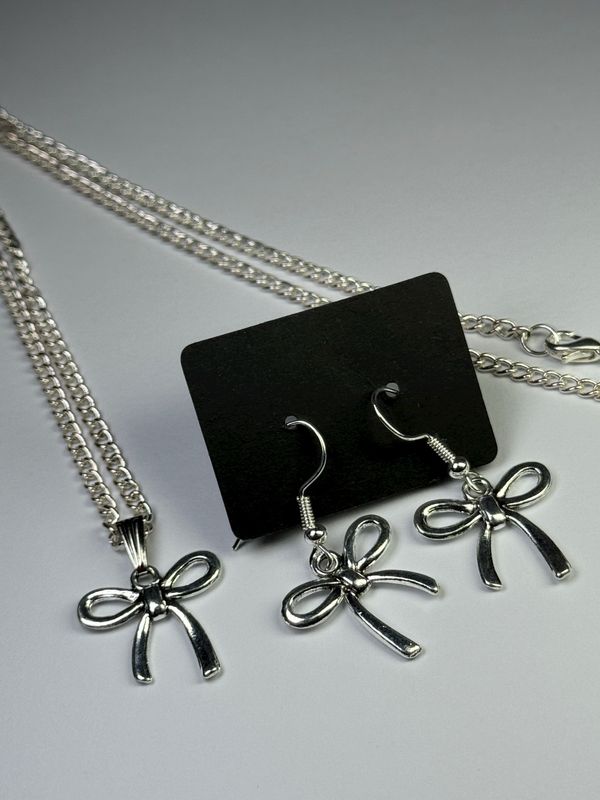 Ribbon Necklaces/Necklace Sets🎀