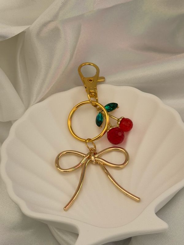 Bow And Cherry Keyring 🍒 🎀