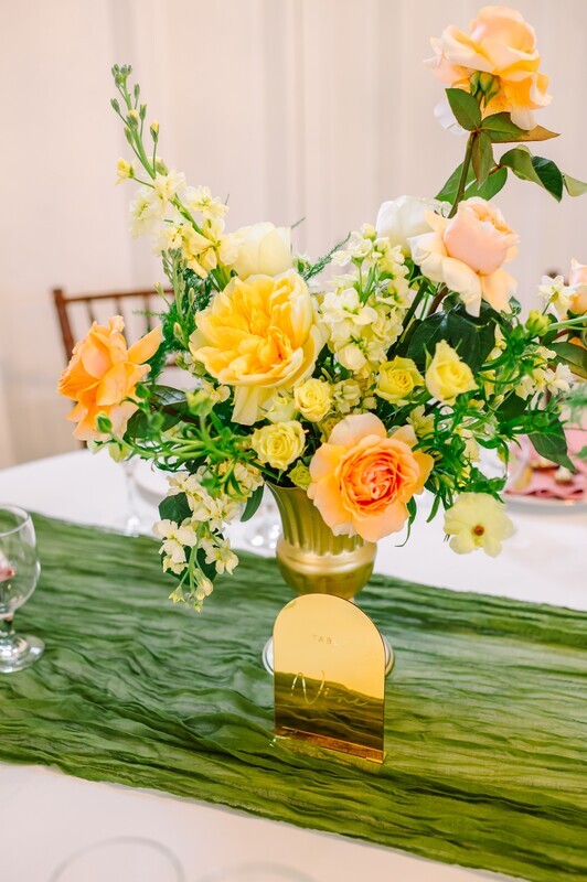Yellow Dreams Centerpiece