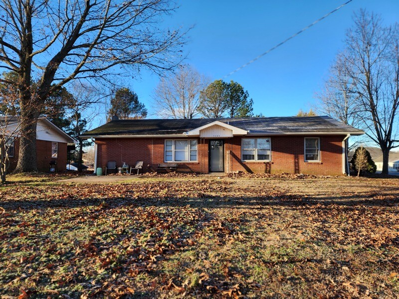 1360 W North Piggott, AR