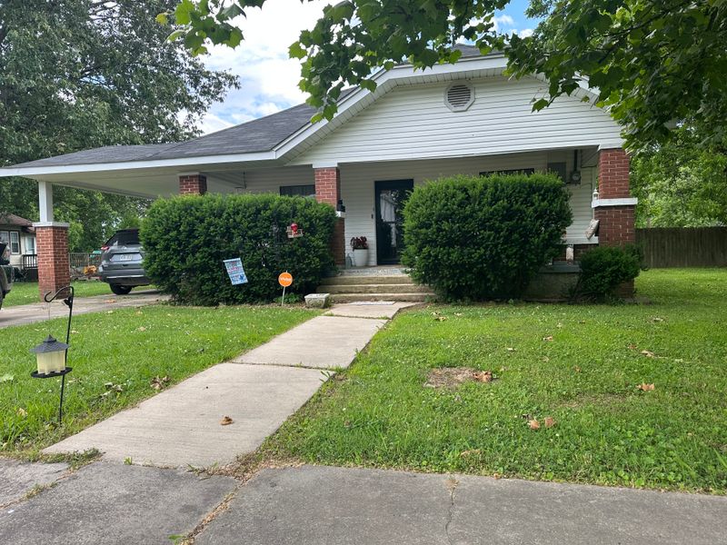 621 W. 7th Rector,  AR 72461