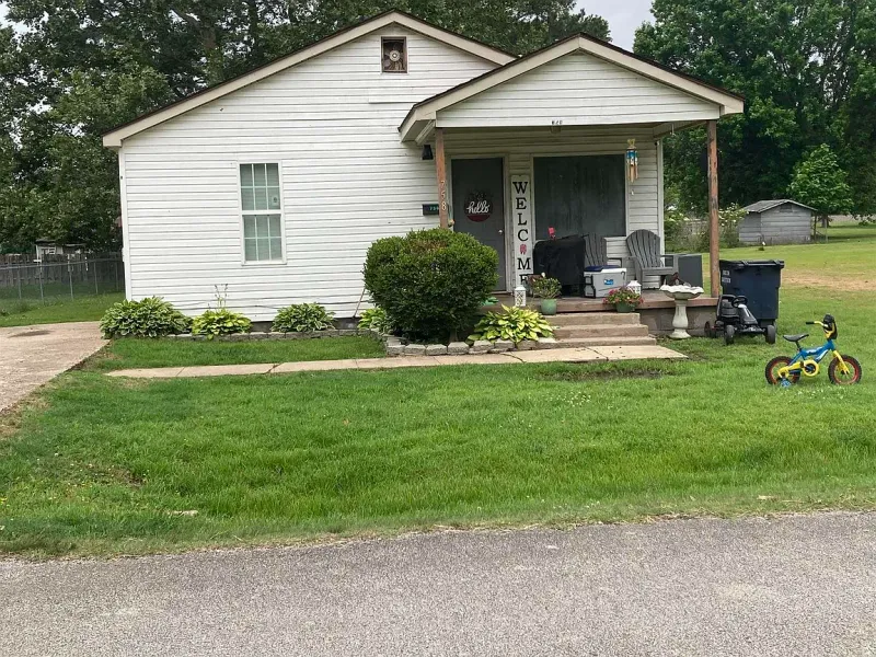 758 N. Garfield Piggott, AR 72454