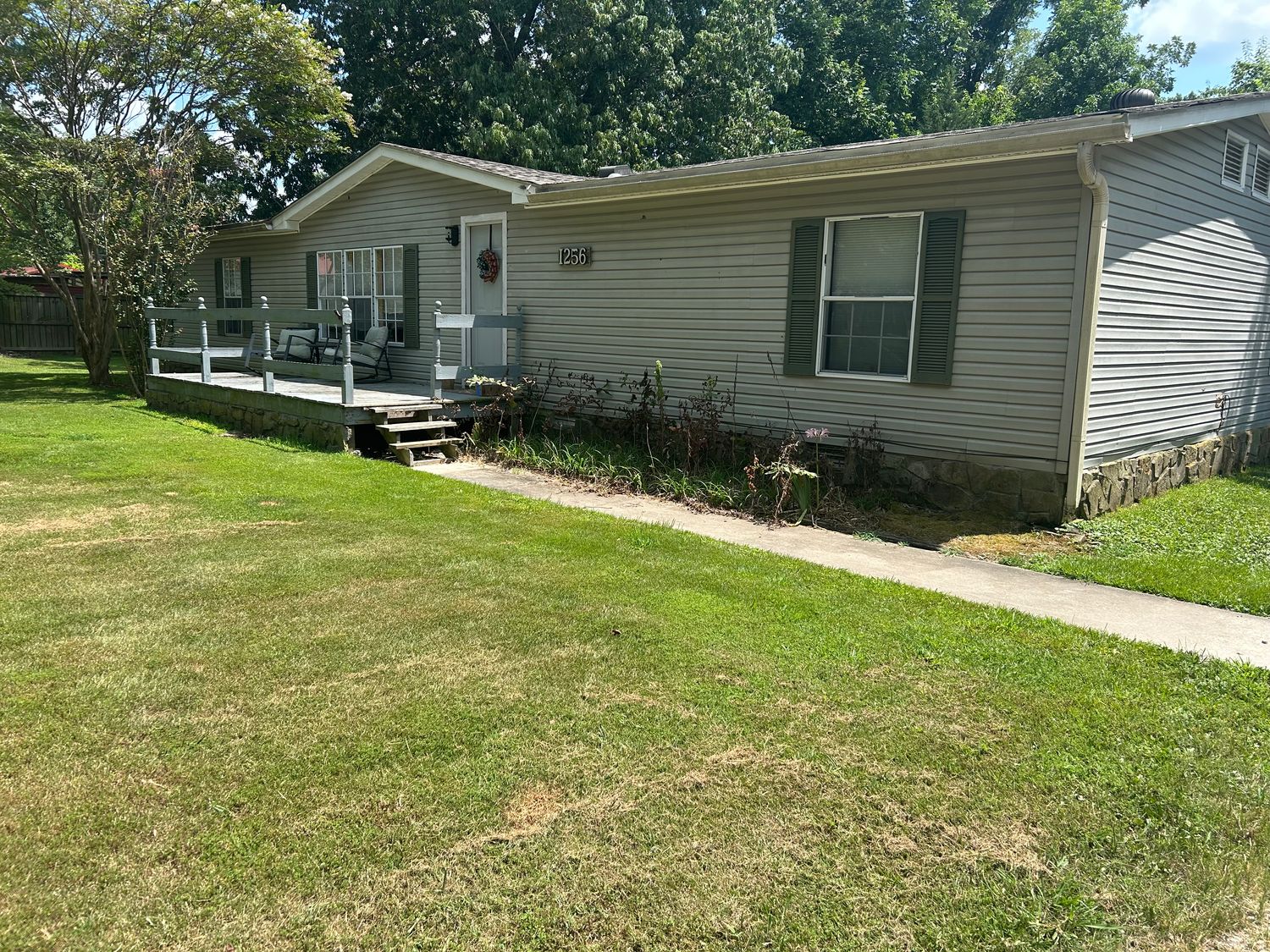 1256 W. Court  Piggott, AR 72454