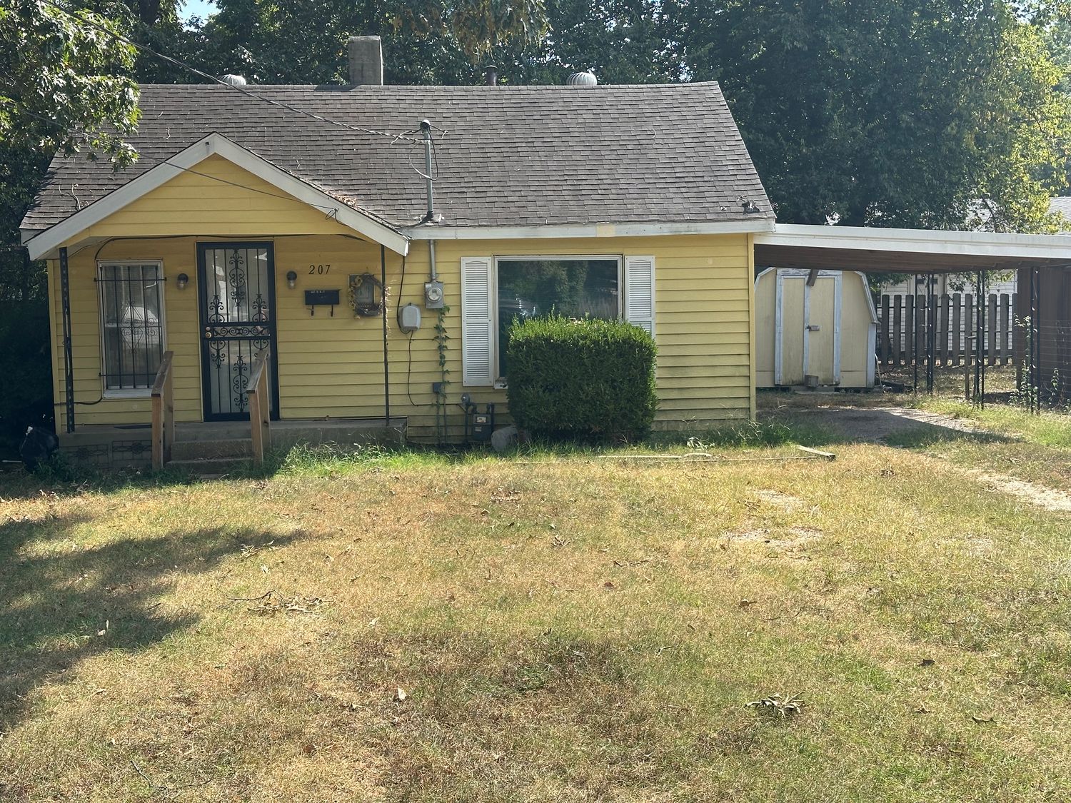207 W. 8th Kennett, MO 63857 207 W. 8th Kennett, MO 63857