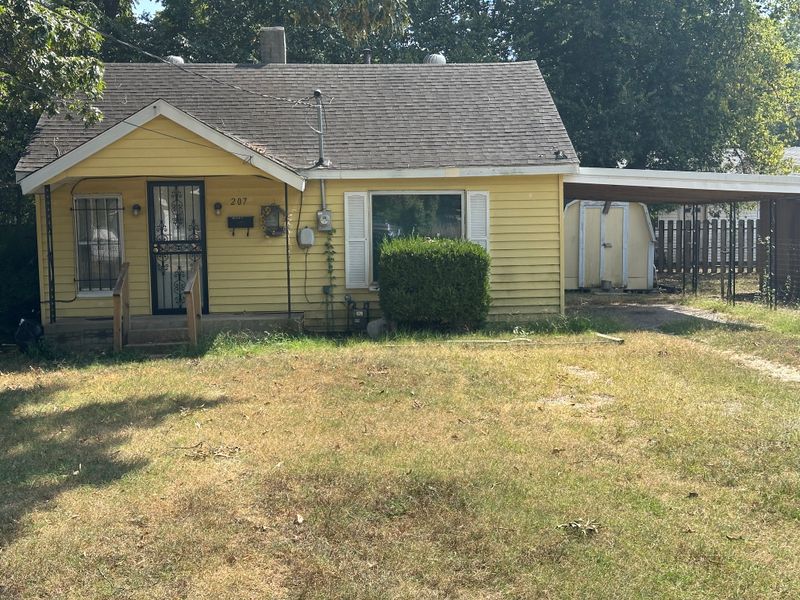 207 W. 8th Kennett, MO 63857 207 W. 8th Kennett, MO 63857