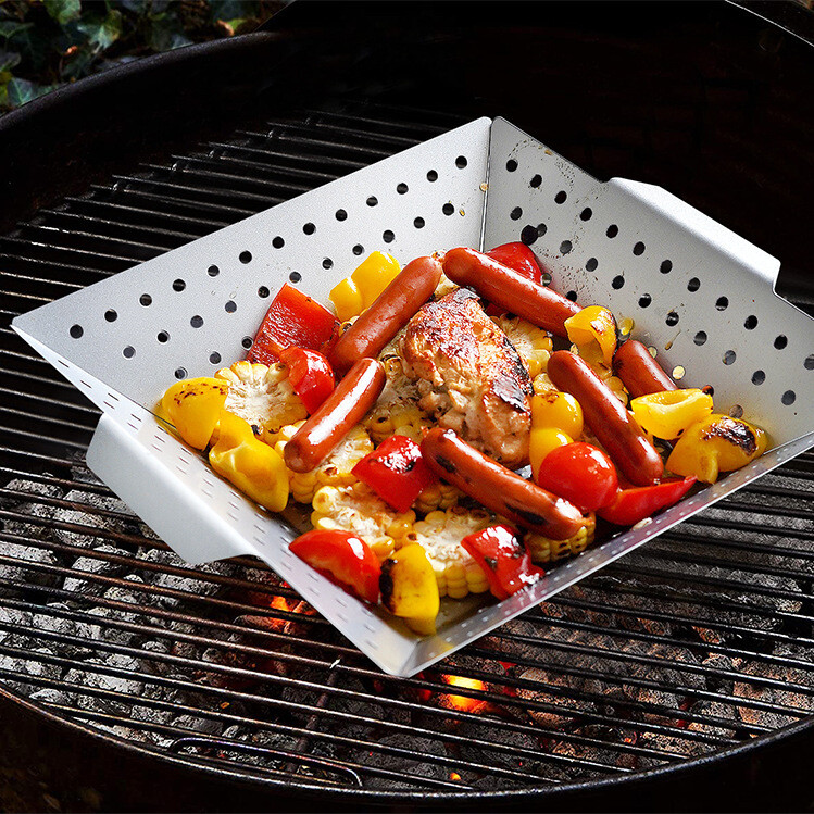 Outdoor BBQ Stainless Steel Perforated Grill Basket