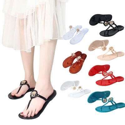 2022 Summer New Style Beach Sandals And Slippers With Toe Metal Buckle Crystal Jelly Fashion Designer Woman Flip Flops Slipper
