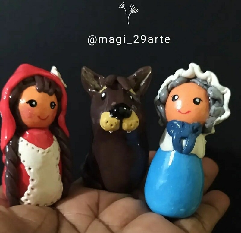 Personajes y Personalizados.