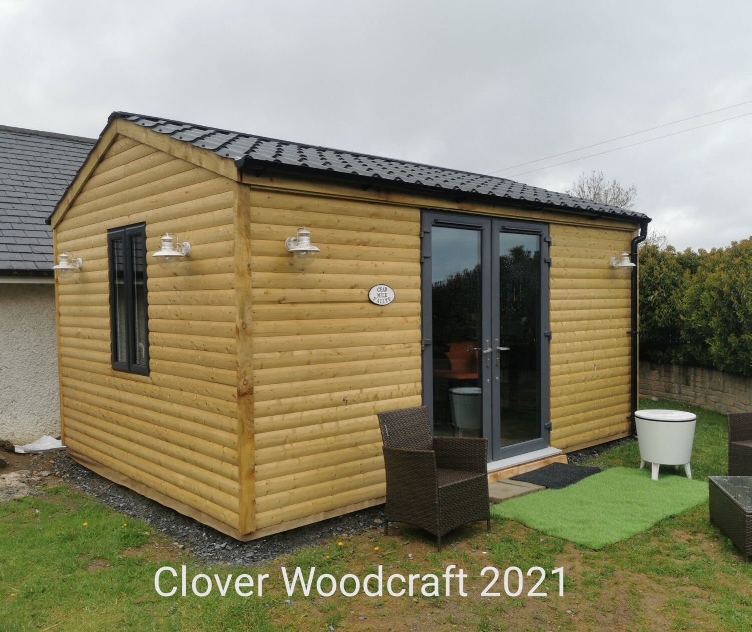 Free Quotation for Custom Built Garden Rooms