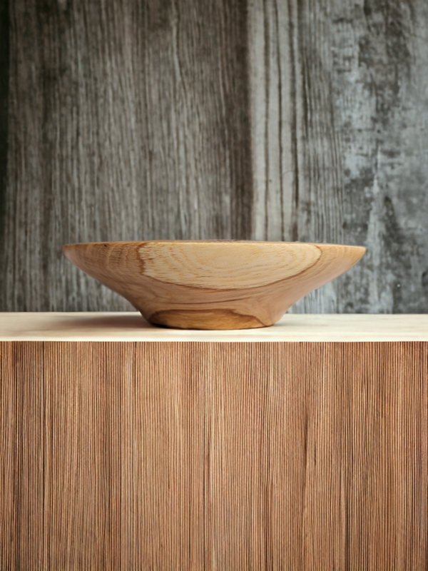 Oak Tulip Shaped Wooden Bowl for Natural Sophistication
