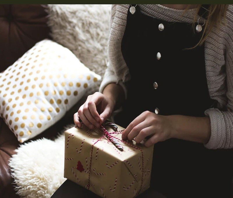 NOVELTIES / GIFTS