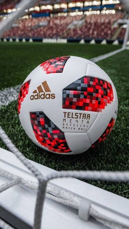 كرة قدم اديداس @