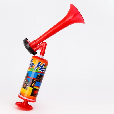 زوامير الملاعب