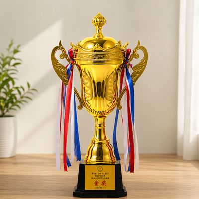 كأس البطولة الذهبي