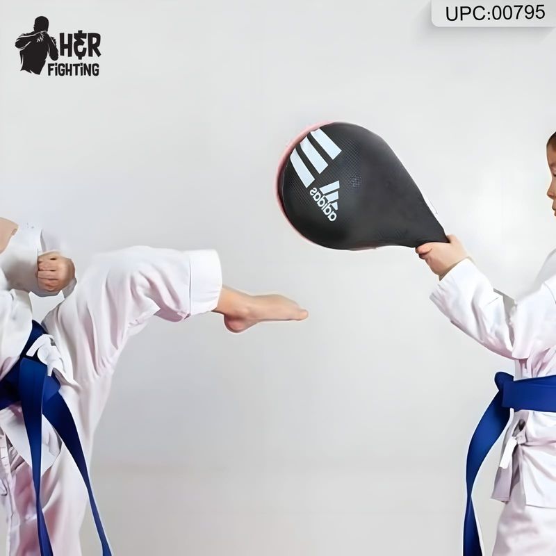 مضرب اديداس تاي @