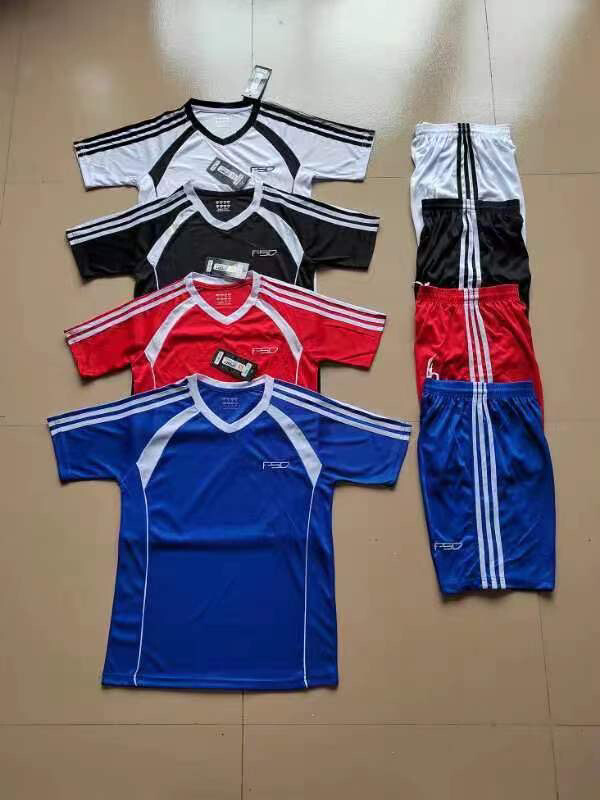 طقم F50 ولادي ابيض *