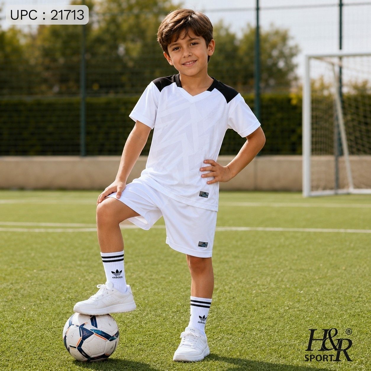 طقم ولادي 101 ابيض Adidas *