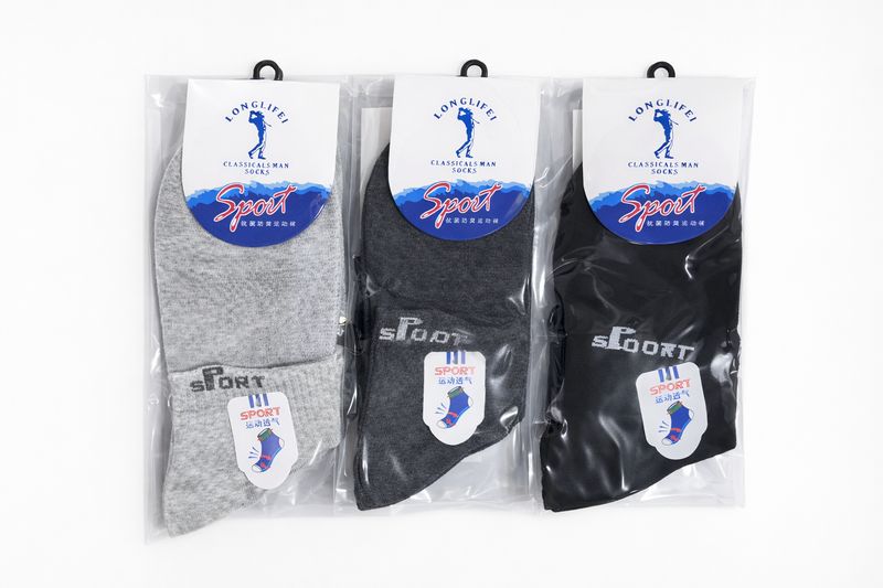 جرابات قطن عالي الجودة بالدزينة 4#