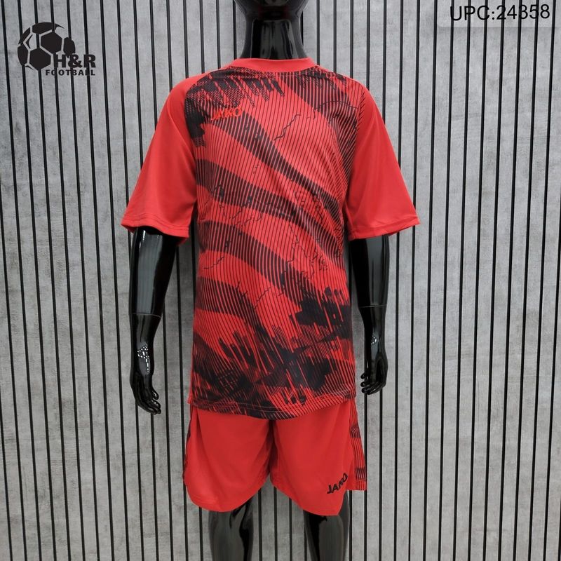 طقم كم قصير ولادي أحمر JAKO ✓