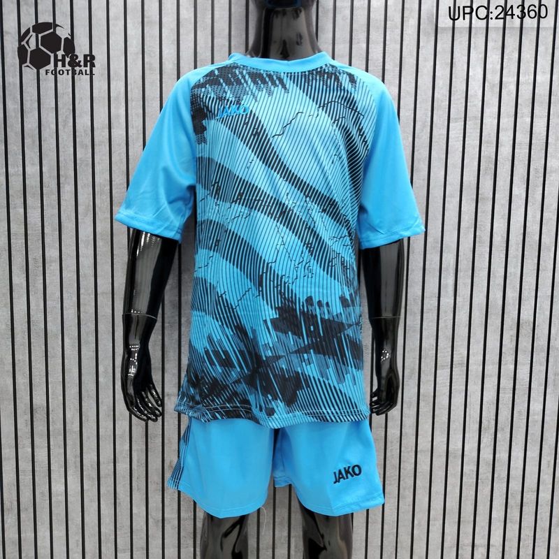 طقم كم قصير ولادي أزرق JAKO✓