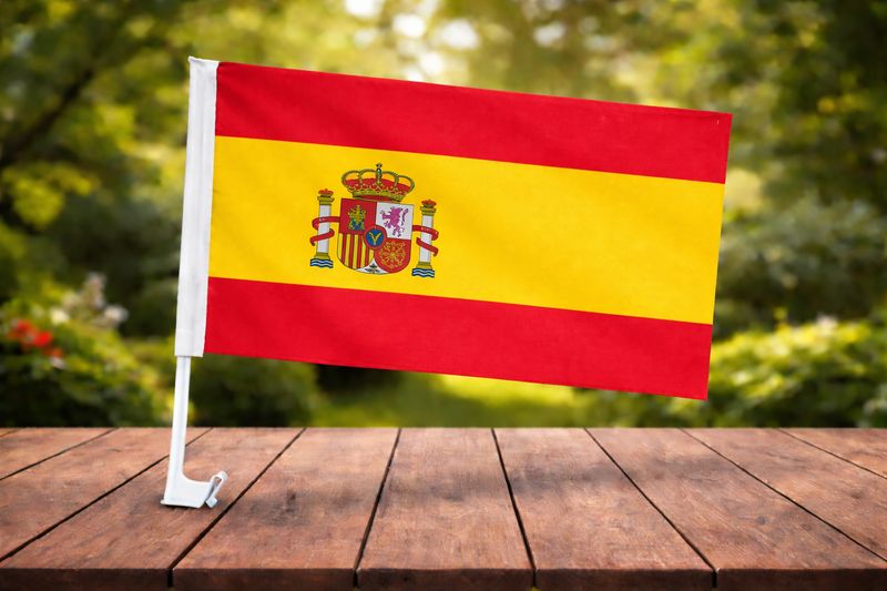 علم إسبانيا للسيارة ✓