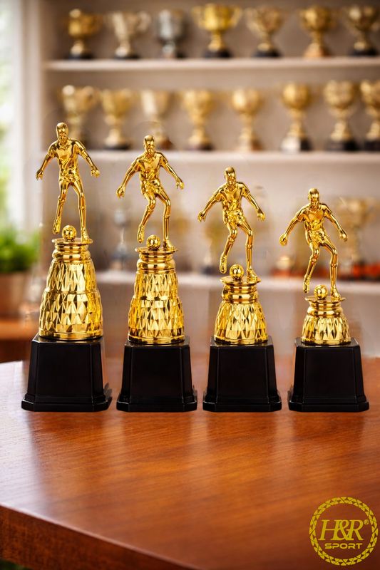 مجسم بطل الملعب  بلاستيك C -20 CM ✓ 