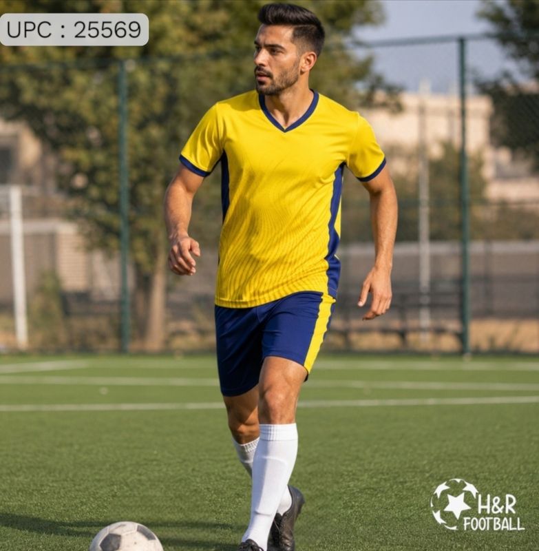 طقم تيشيرت رياضي Yellow *