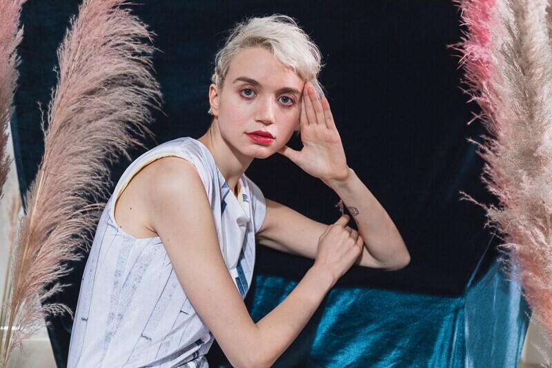 Scoop Neck Padded Shoulder Vest