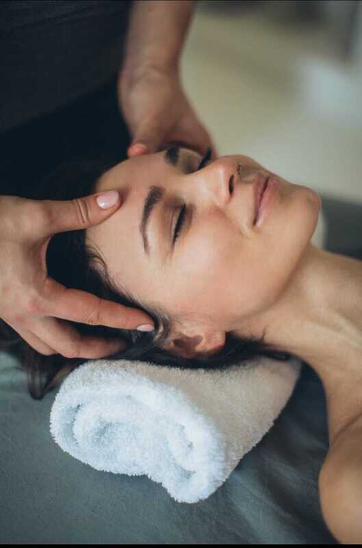 Head-Neck &amp; Shoulder/Back Massage