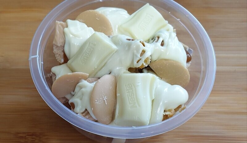Blondie & Fudge Tub