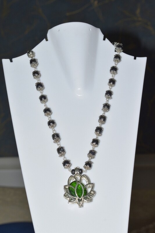 Big Lotus Flower Pendant Tulasi Mala