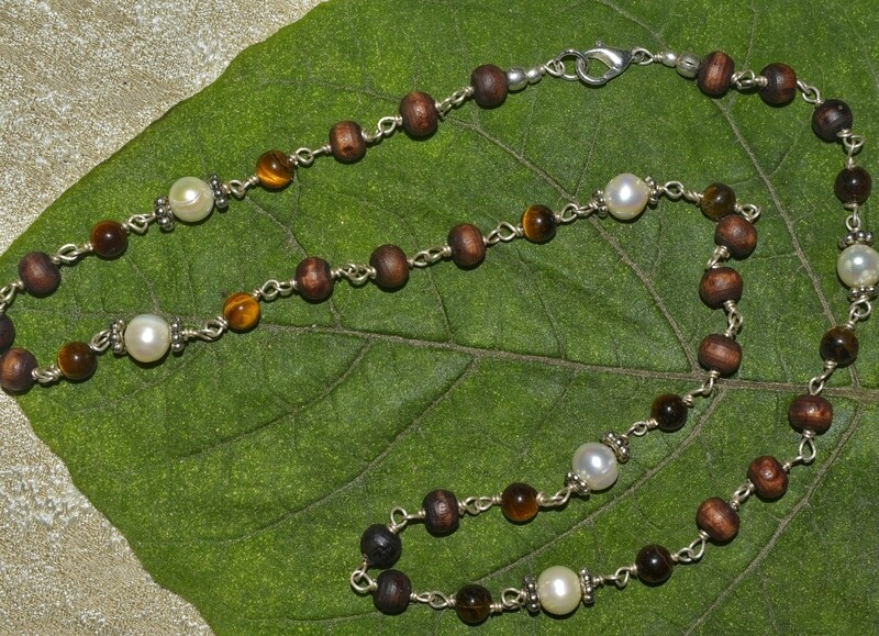 Tranquil Silver Tulasi Necklace