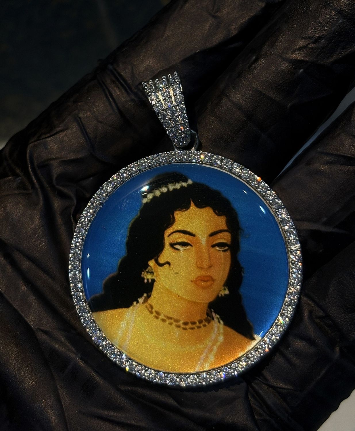 Gauranga AD Pendant