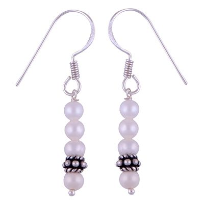 37. 925 Sterling Silver Pearl Earrings  Item No.:  R1500630-76