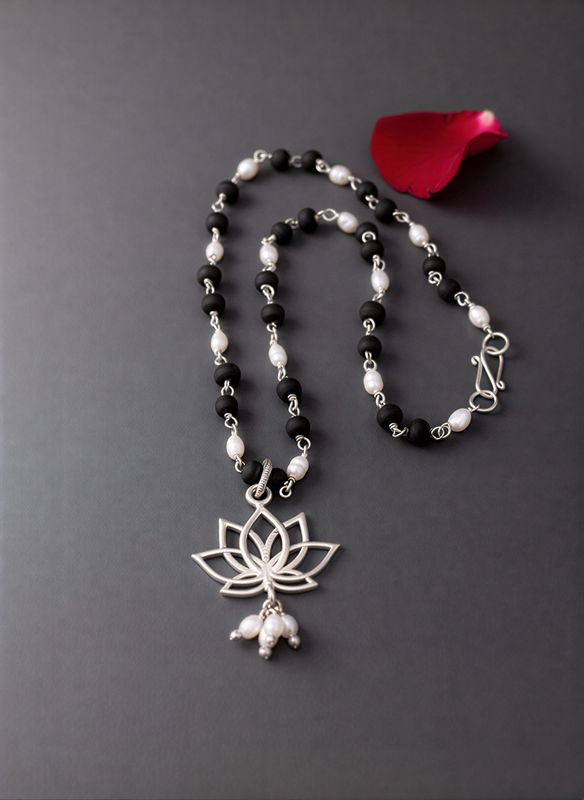 Kamalaya Sundari Mala