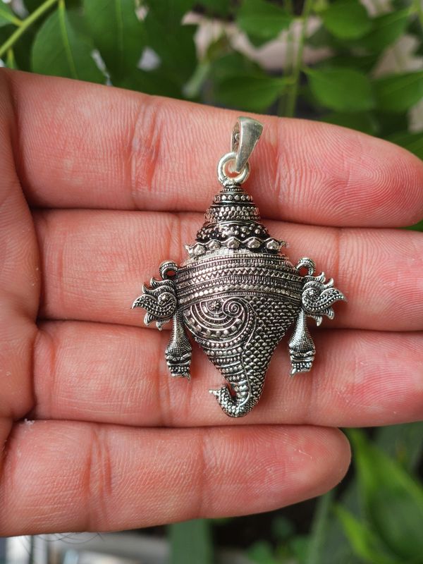 925 Silver Oxidised Shanka Pendant