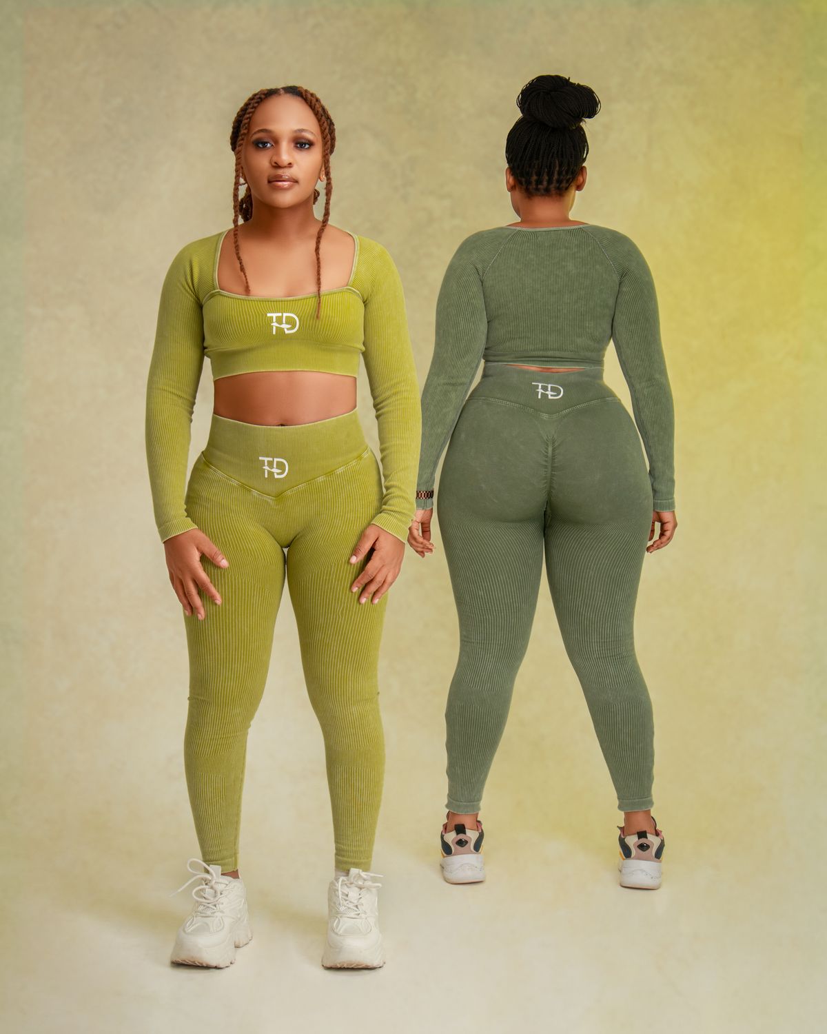 TDeyesonme 2pc set