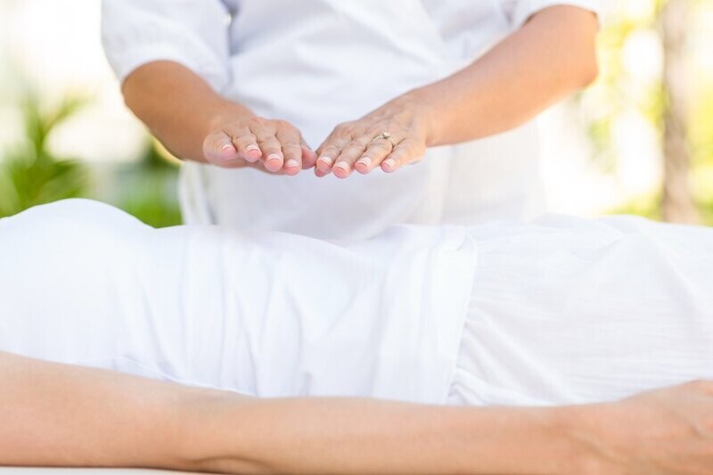 Sesión de Reiki Usui y bioenergética