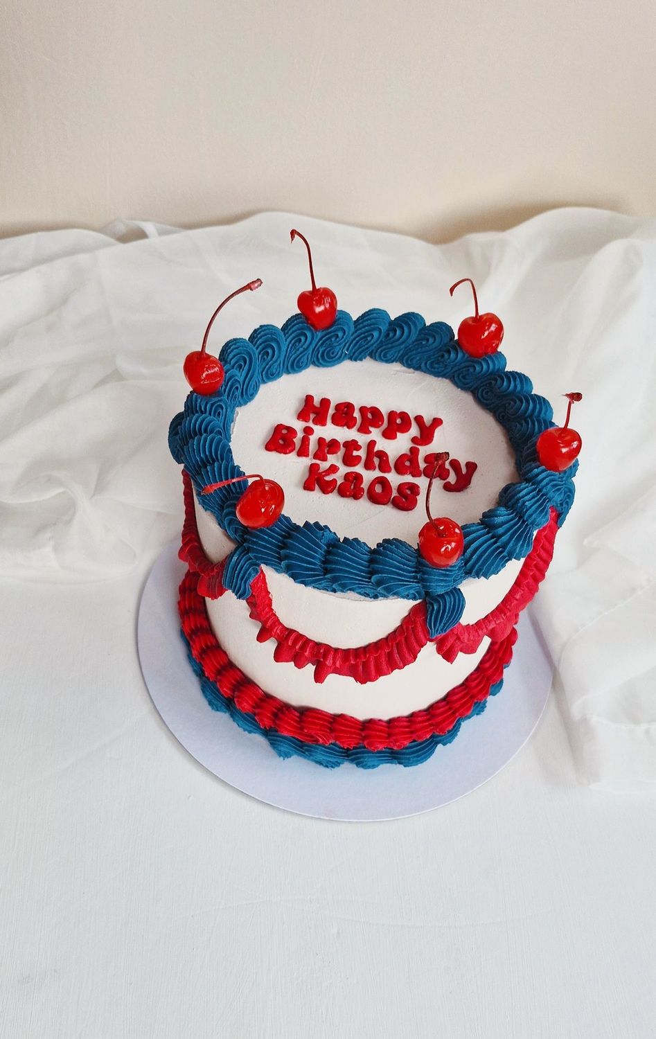 Circle Lambeth Cake