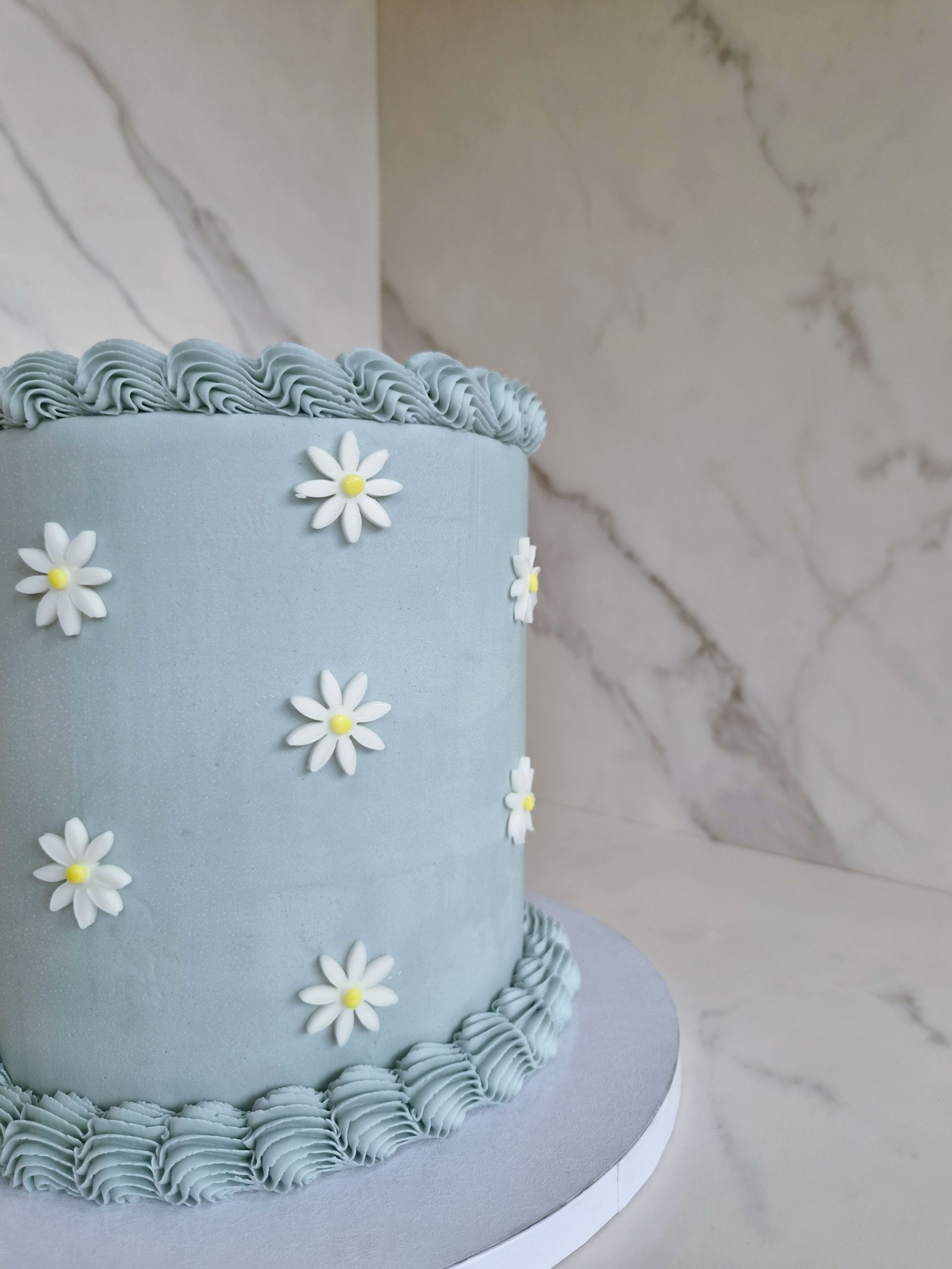 Daisy Cake