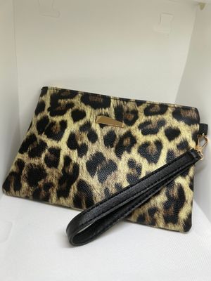Pochettina Leo