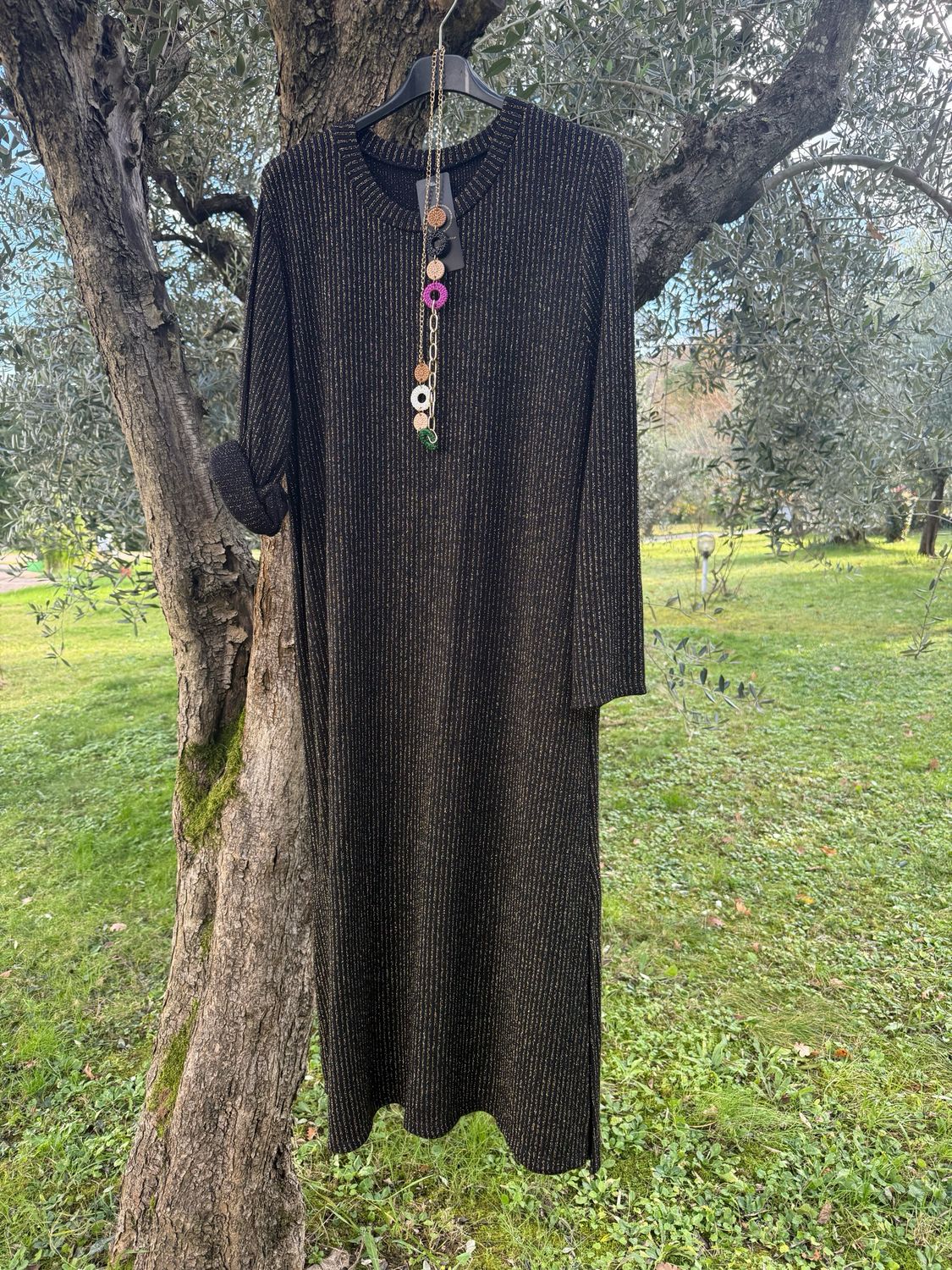 Abito August, Colore: Nero